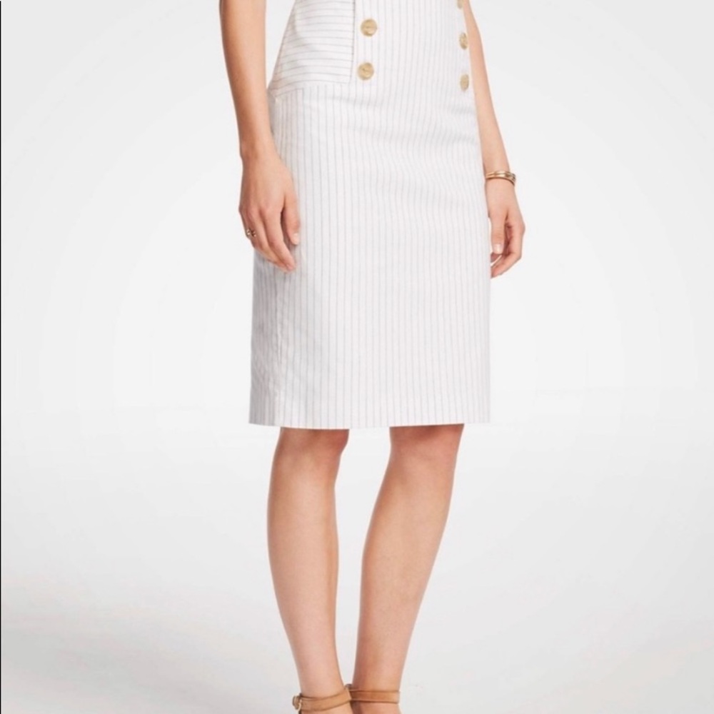 Ann Taylor White Pinstripe Sailor Pencil Skirt Size 6T